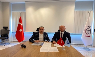 TUSAŞ Kazan Meslek Yüksekokulu ile Küçükpazarlı Havacılık Ve Uzay A.Ş. Arasında Eğitim Ar-Ge İş Birliği Sözleşmesi İmzalandı
